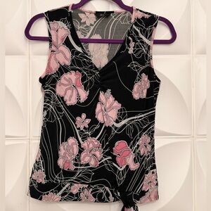 Chic Floral V-Neck Tank Top